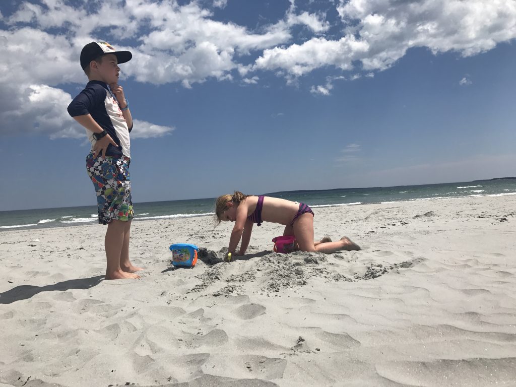 milf transgender masturbate cock on beach