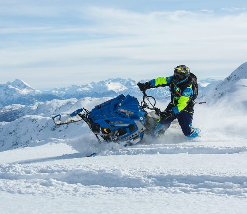 beginners guide to snowmobiling